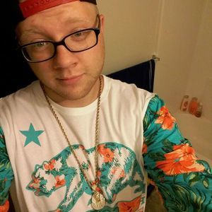 Meet your Posher, Lewis